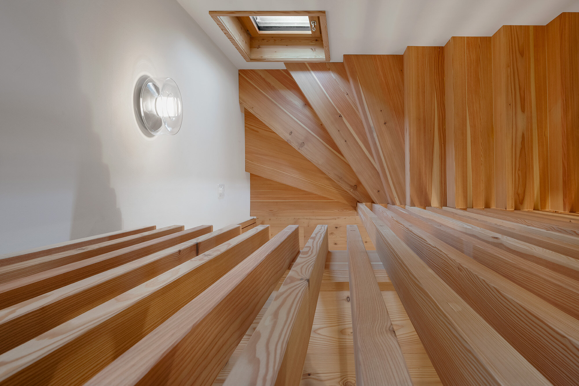 CURLING Wall M clear © Thomas Andematten