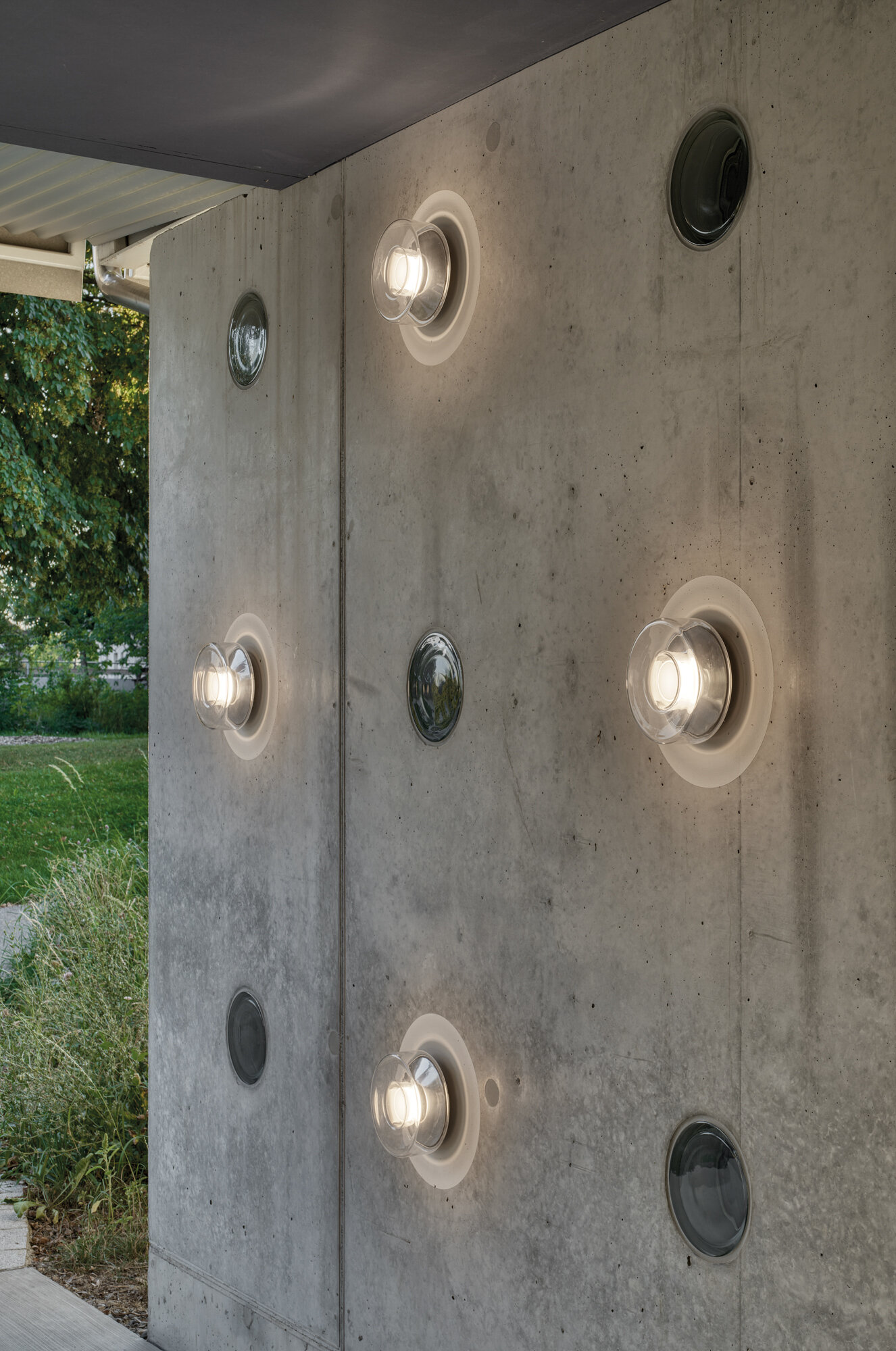 CURLING Wall M glass clear © Hannes Henz