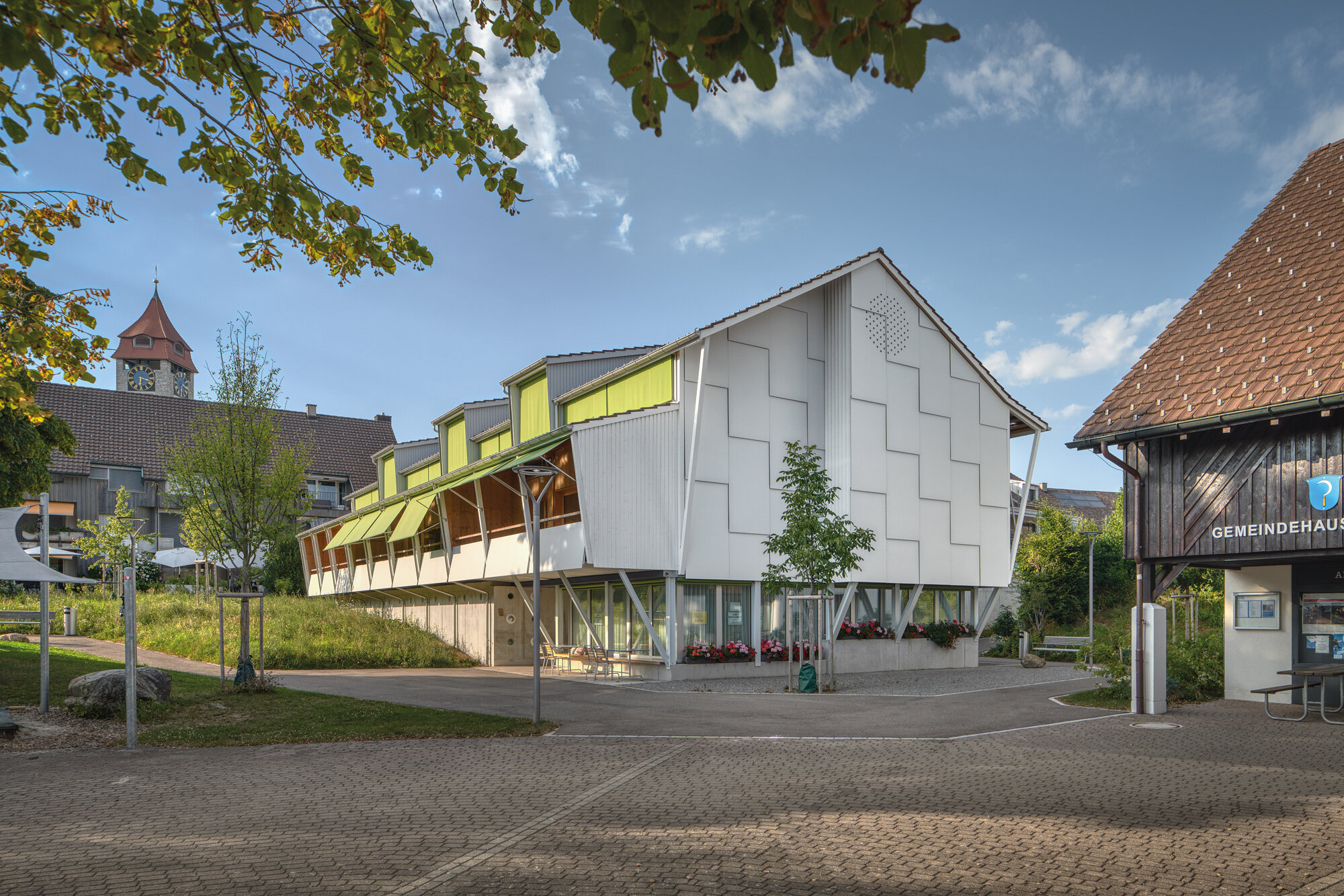 Außenansicht der Alterswohnbebauung © Hannes Henz