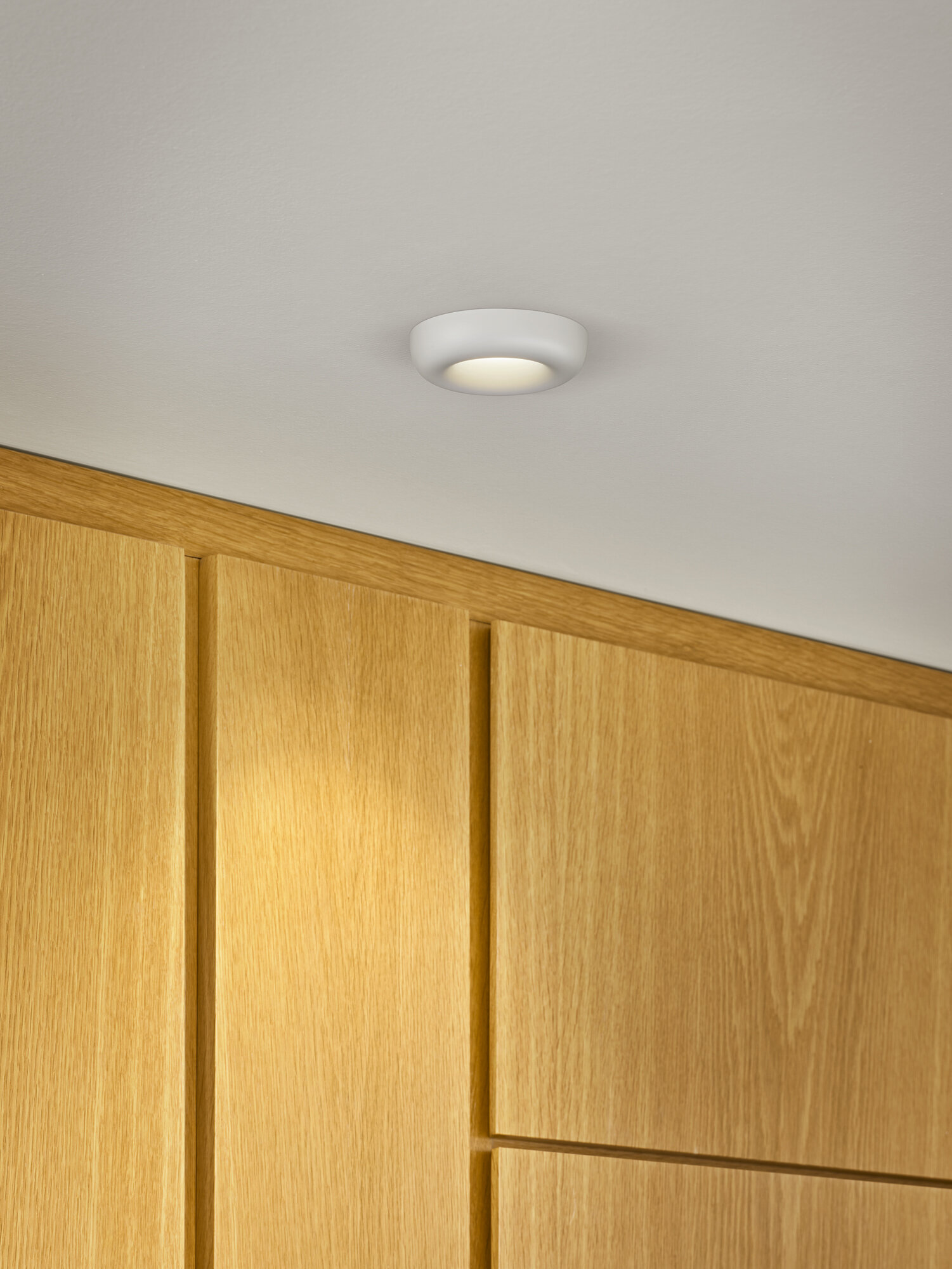 CAVITY Recessed L white © Studio Olaf Becker 